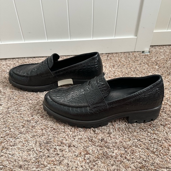 EUC Women's Ecco Black Modtray Slip-On Loafers Size EU 40 Or US 9 - 9.5 - Picture 4 of 7